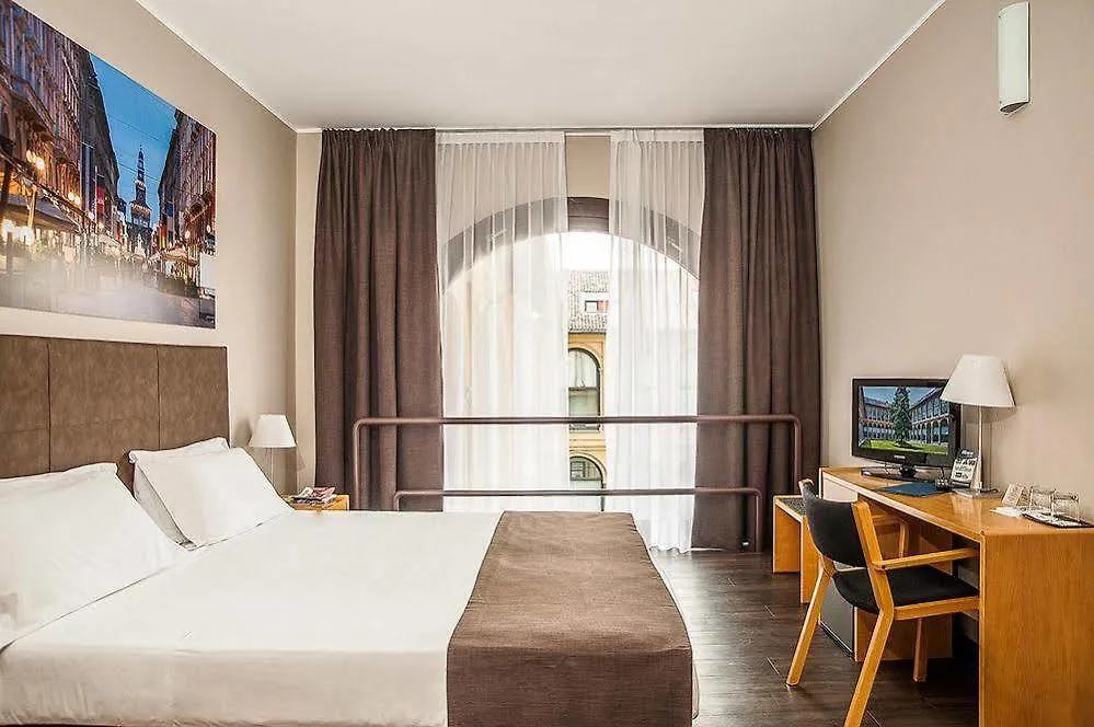 ***  Hotel Palazzo Delle Stelline Milan Italie